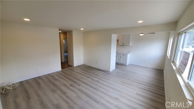 5333 Hyde Street, Los Angeles CA: https://media.crmls.org/medias/99e10161-df8a-4d8c-ad05-bc97bf6e5499.jpg