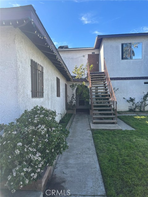 Detail Gallery Image 17 of 19 For 836 E New York, Long Beach,  CA 90813 - 3 Beds | 2 Baths