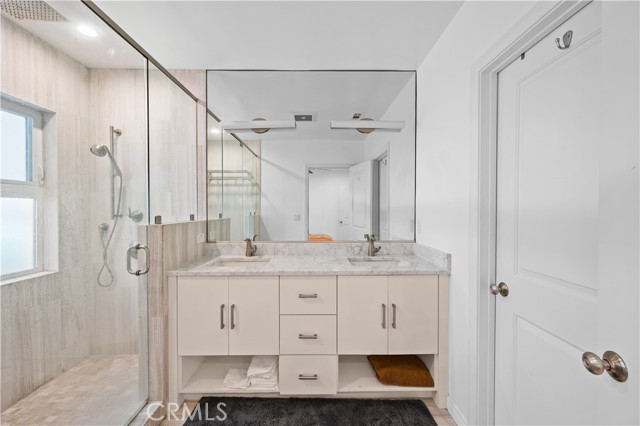 Primary Bathoom