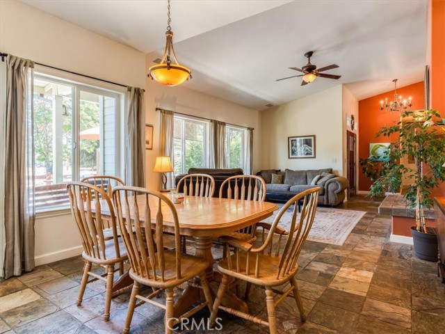 Detail Gallery Image 14 of 69 For 1575 Parkhill Rd, Santa Margarita,  CA 93453 - 4 Beds | 2/1 Baths