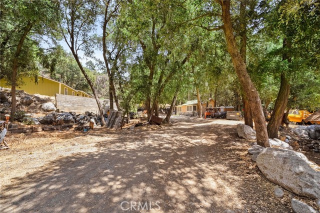 Detail Gallery Image 8 of 37 For 501 S Mountain Ave, Mt Baldy,  CA 91759 - 8 Beds | 4 Baths