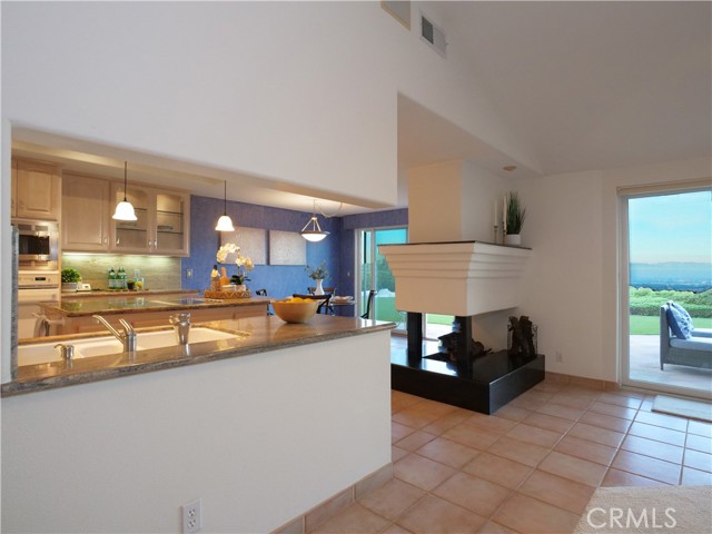 Detail Gallery Image 13 of 47 For 4333 Cartesian Cir, Palos Verdes Peninsula,  CA 90274 - 3 Beds | 2/1 Baths