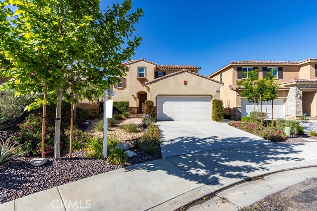 13139 Upland Court, Hesperia CA: https://media.crmls.org/medias/99e22ee8-fdc2-46dc-93de-f59a9598affe.jpg