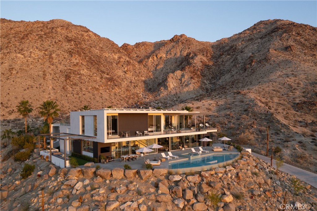 71170 Oasis Trail