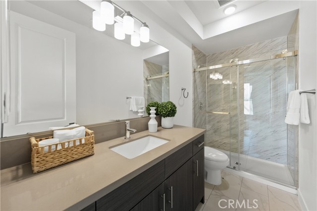 Detail Gallery Image 34 of 66 For 168 S Monterey St #512,  Alhambra,  CA 91801 - 3 Beds | 3/1 Baths