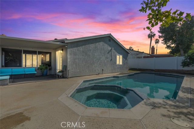 Detail Gallery Image 2 of 32 For 2922 Myers, Riverside,  CA 92503 - 4 Beds | 2 Baths