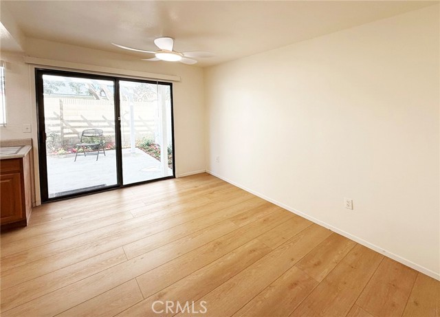 Detail Gallery Image 7 of 37 For 18301 Patterson Lane #3,  Huntington Beach,  CA 92646 - 2 Beds | 1/1 Baths