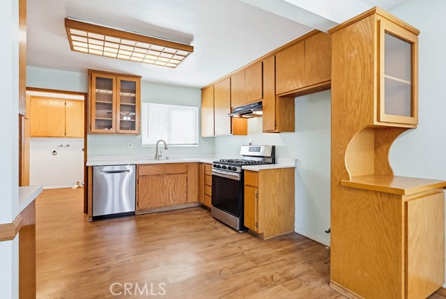 Image 13 of 75 For 5812 Graywood