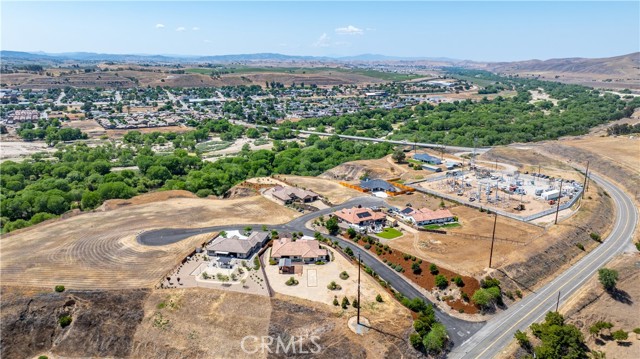 Detail Gallery Image 61 of 64 For 13165 N Bluffs Ct, San Miguel,  CA 93451 - 4 Beds | 2/1 Baths