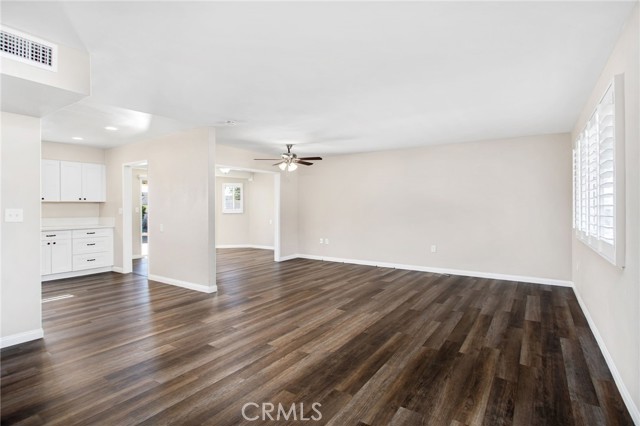 Detail Gallery Image 8 of 35 For 27161 Pinehurst, Menifee,  CA 92586 - 2 Beds | 1 Baths