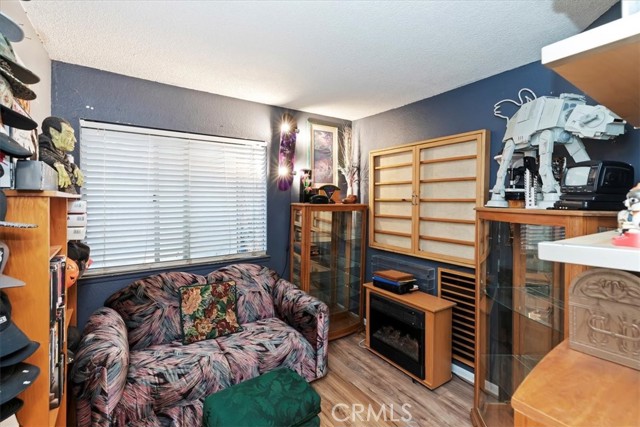 Detail Gallery Image 21 of 31 For 156 S Loretta, Rialto,  CA 92376 - 4 Beds | 2 Baths