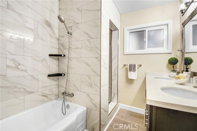 Detail Gallery Image 13 of 23 For 946 W Kendall, Corona,  CA 92882 - 3 Beds | 2 Baths