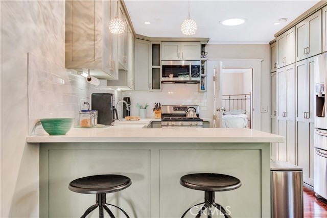 Detail Gallery Image 15 of 63 For 4562 Lomita, Los Angeles,  CA 90019 - 3 Beds | 2 Baths