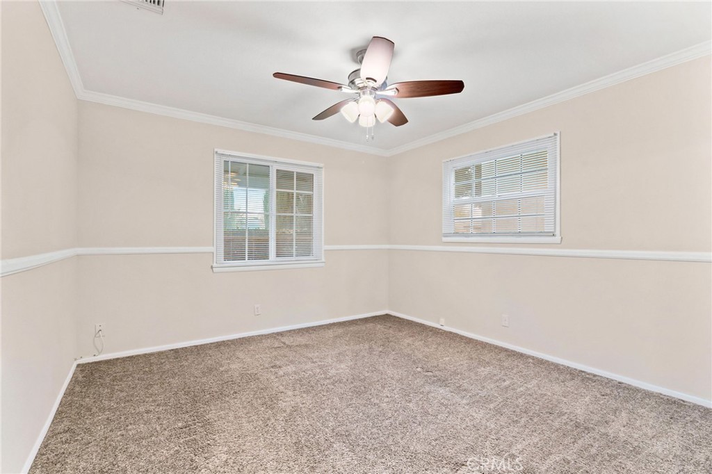 MLS #OC25271228 image #16