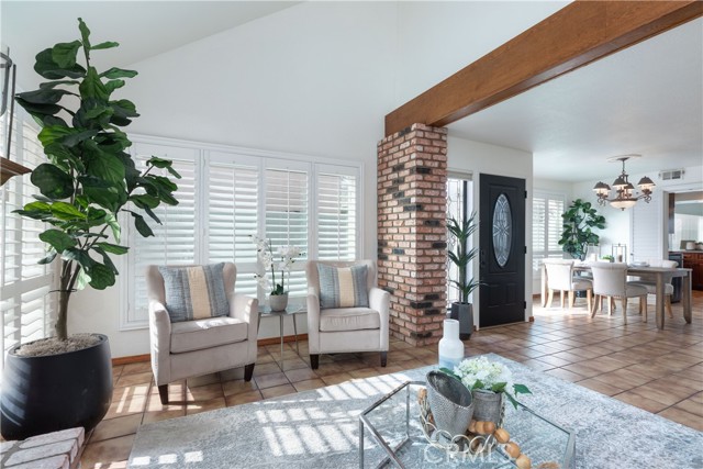 Detail Gallery Image 13 of 56 For 203 Utica Ave, Huntington Beach,  CA 92648 - 3 Beds | 2/1 Baths