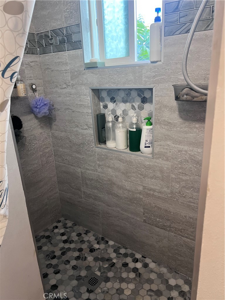 MLS #DW25171371 img 13