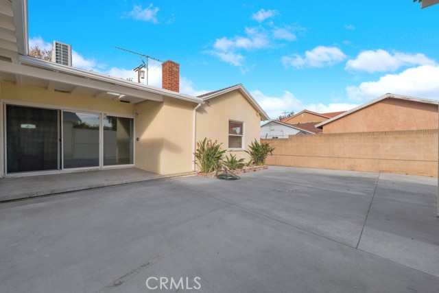 7758 Mason Avenue, Winnetka CA: https://media.crmls.org/medias/99eb6012-b4ea-4b41-9b9e-ec3952c2a388.jpg