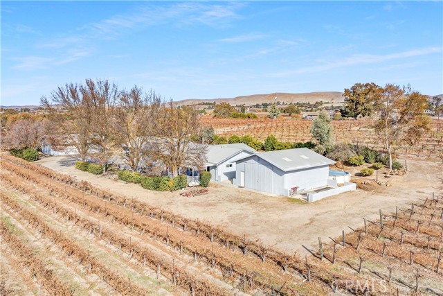 Detail Gallery Image 72 of 74 For 4540 E Highway 41, Paso Robles,  CA 93446 - 7 Beds | 3/1 Baths