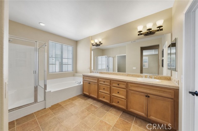 Detail Gallery Image 26 of 54 For 27665 Bottle Brush Wy, Murrieta,  CA 92562 - 4 Beds | 3 Baths