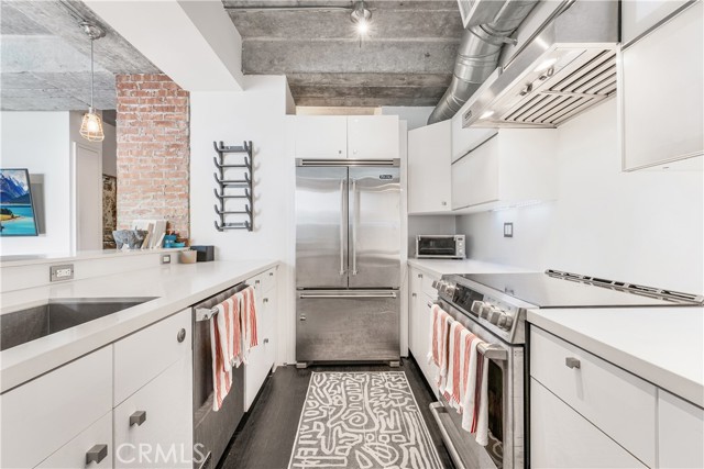 Detail Gallery Image 7 of 32 For 7250 Franklin Ave #1011,  Los Angeles,  CA 90046 - 1 Beds | 1 Baths