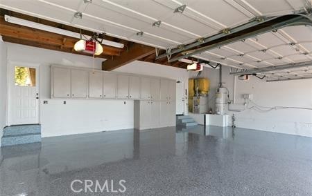 https://media.crmls.org/medias/99ee3797-f89a-4566-ac30-0fcb254f28bc.jpg?preset=X-Large