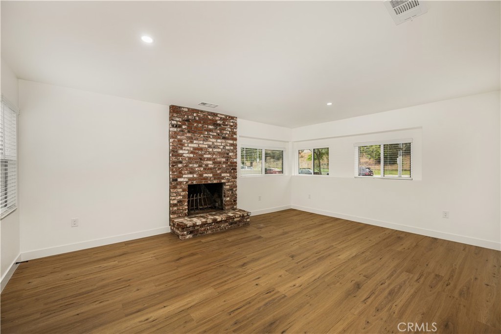MLS #PW26135380 image #7