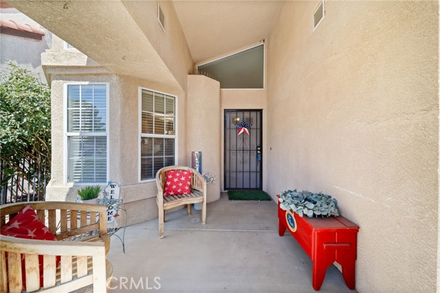 Detail Gallery Image 2 of 20 For 11575 Winifred Dr, Apple Valley,  CA 92308 - 2 Beds | 2 Baths