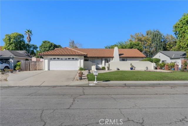 Detail Gallery Image 2 of 40 For 4347 Manchester, Santa Maria,  CA 93455 - 4 Beds | 2/1 Baths