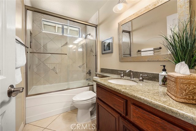 Detail Gallery Image 27 of 37 For 14092 Bancroft Ct, Fontana,  CA 92336 - 3 Beds | 2/1 Baths