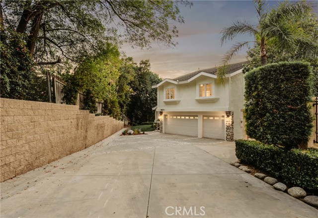18571 Buena Vista Avenue, Yorba Linda CA: https://media.crmls.org/medias/99f0040c-8fe0-4e24-bad3-d138054225a0.jpg