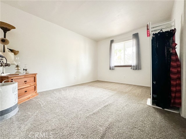 Detail Gallery Image 7 of 11 For 17261 Bromley Ave, Lake Elsinore,  CA 92530 - 3 Beds | 2 Baths