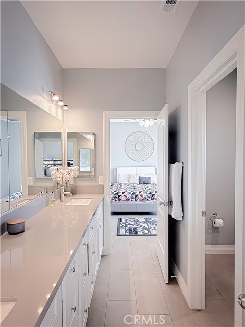 Image 28 of 50 For 449 Skylark  