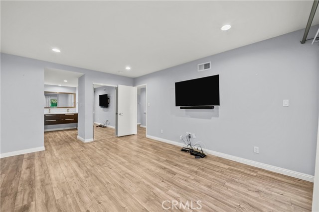 Detail Gallery Image 19 of 31 For 26847 Oak Branch Cir, Newhall,  CA 91321 - 2 Beds | 2 Baths