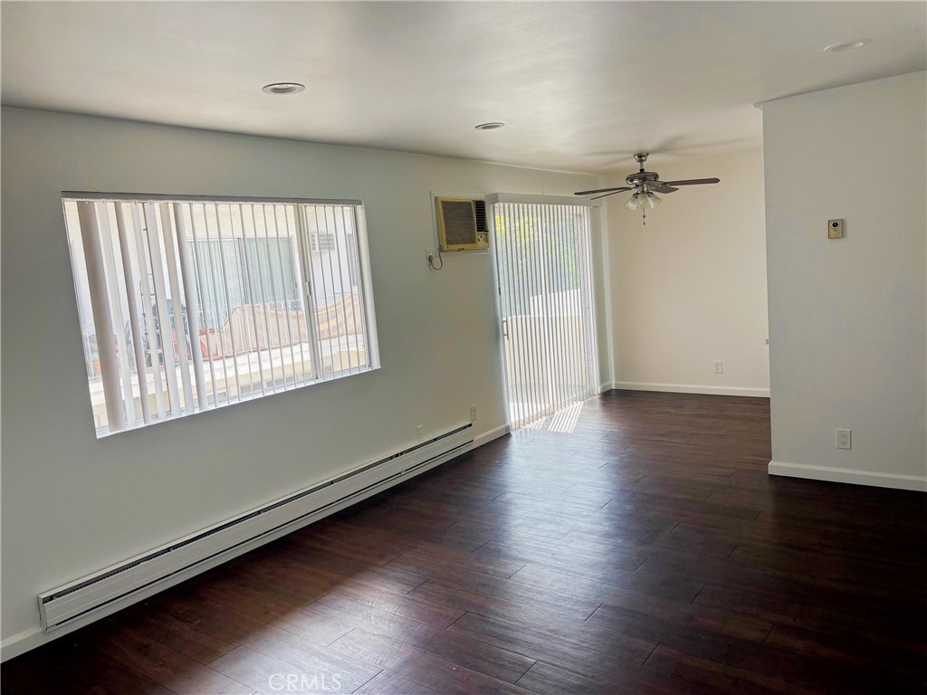 14718 Magnolia Boulevard W #7