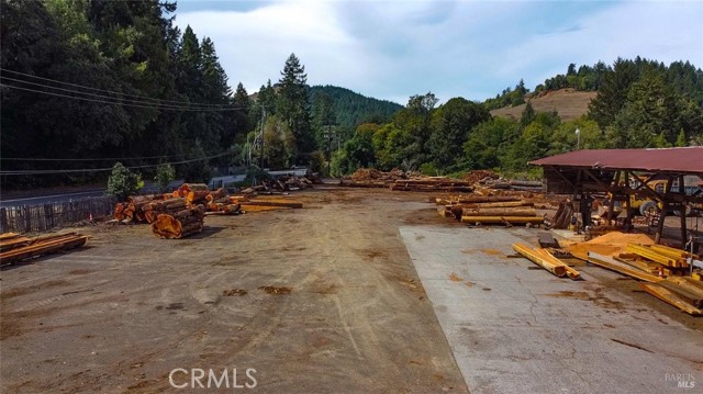 Detail Gallery Image 3 of 21 For 1800 West Ca-20, Willits,  CA 95490 - – Beds | – Baths