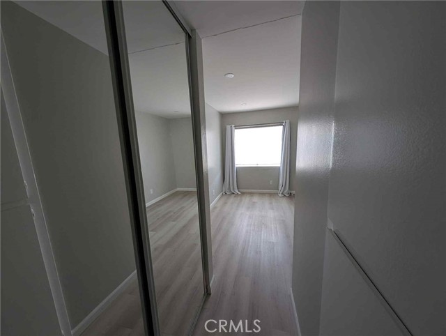 Detail Gallery Image 9 of 15 For 5460 White Oak Avenue #302, Encino,  CA 91316 - 2 Beds | 2 Baths