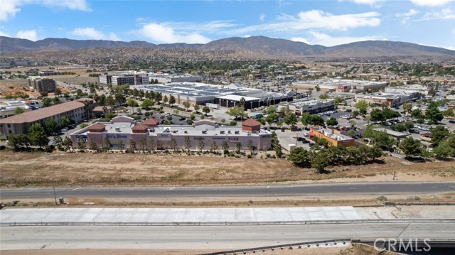 39438 Trade Center Drive, Palmdale CA: https://media.crmls.org/medias/99f35147-217a-4b0e-ad3c-2f91ad23ffdc.jpg
