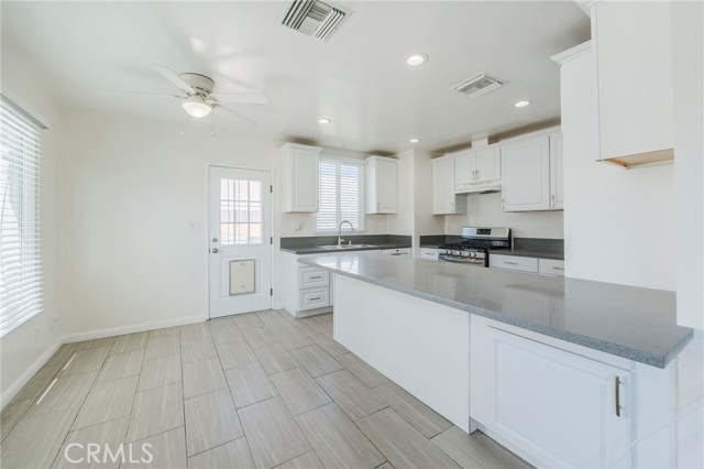 2157 242nd Street, Lomita CA: https://media.crmls.org/medias/99f3c580-9217-43be-a941-928a4f97a51f.jpg