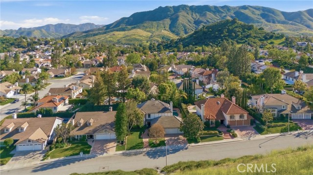 Detail Gallery Image 2 of 73 For 29628 Woodbrook, Agoura Hills,  CA 91301 - 4 Beds | 3 Baths
