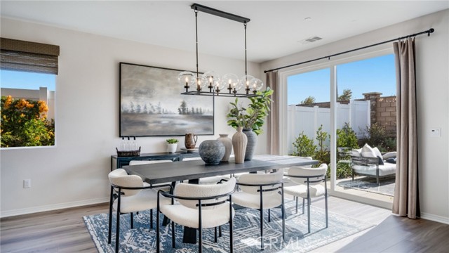 Detail Gallery Image 4 of 25 For 2392 Peach Tree Ln, Perris,  CA 92570 - 5 Beds | 3/1 Baths