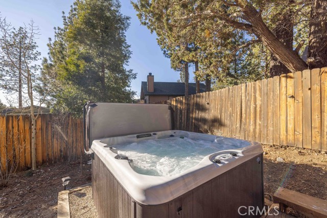 Detail Gallery Image 24 of 32 For 42788 Monterey, Big Bear Lake,  CA 92315 - 2 Beds | 1/1 Baths