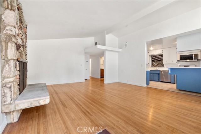 Detail Gallery Image 5 of 23 For 25046 Feijoa, Lomita,  CA 90717 - 3 Beds | 2 Baths