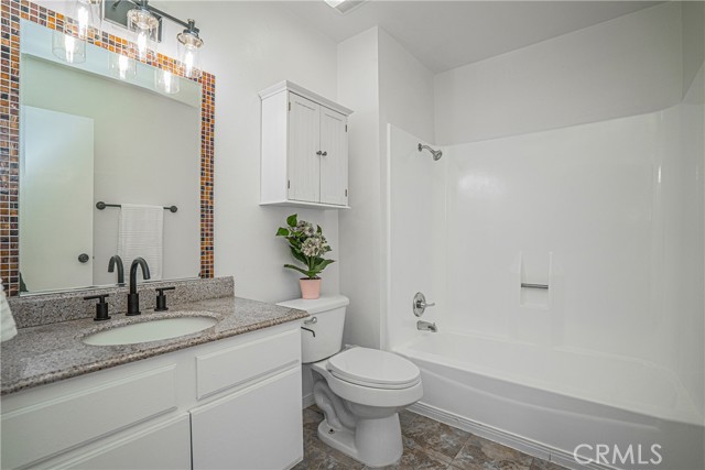 Detail Gallery Image 18 of 40 For 5950 Imperial #47,  South Gate,  CA 90280 - 3 Beds | 2/1 Baths