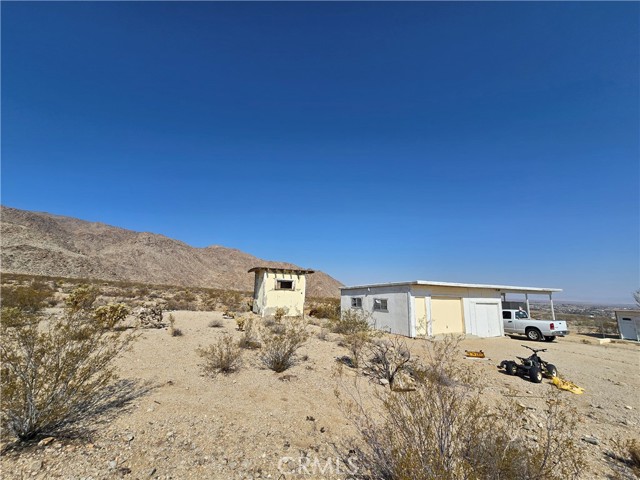 Detail Gallery Image 8 of 12 For 8138 Utah Trl, Twentynine Palms,  CA 92277 - 2 Beds | 2 Baths