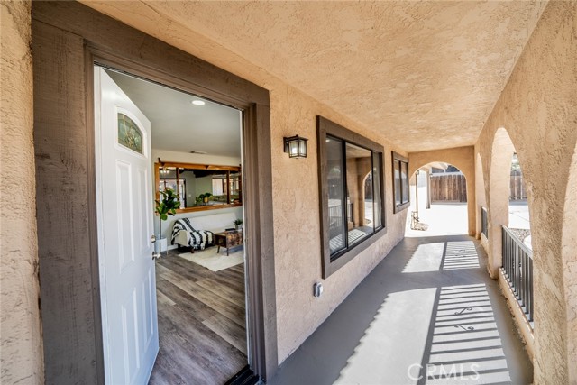 Detail Gallery Image 4 of 53 For 17470 Krameria Ave, Riverside,  CA 92504 - 3 Beds | 2 Baths