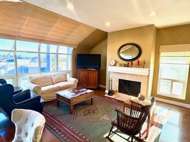 MLS #OC25236011 image #11