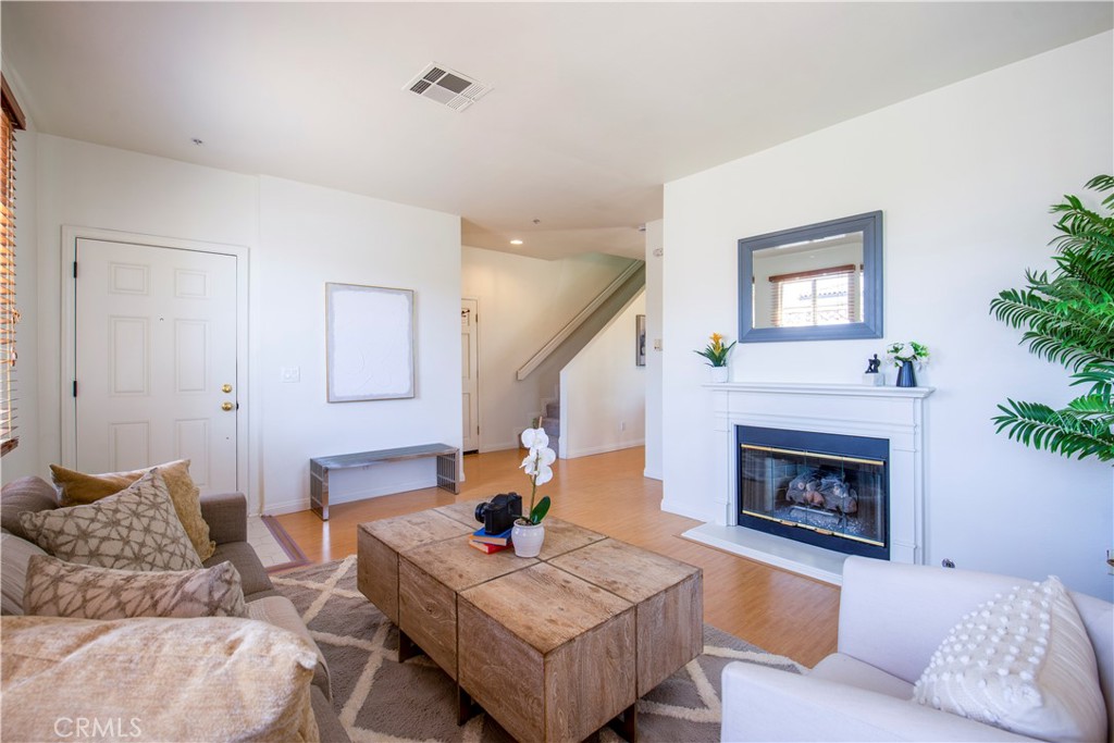 372 S Marengo Avenue #108