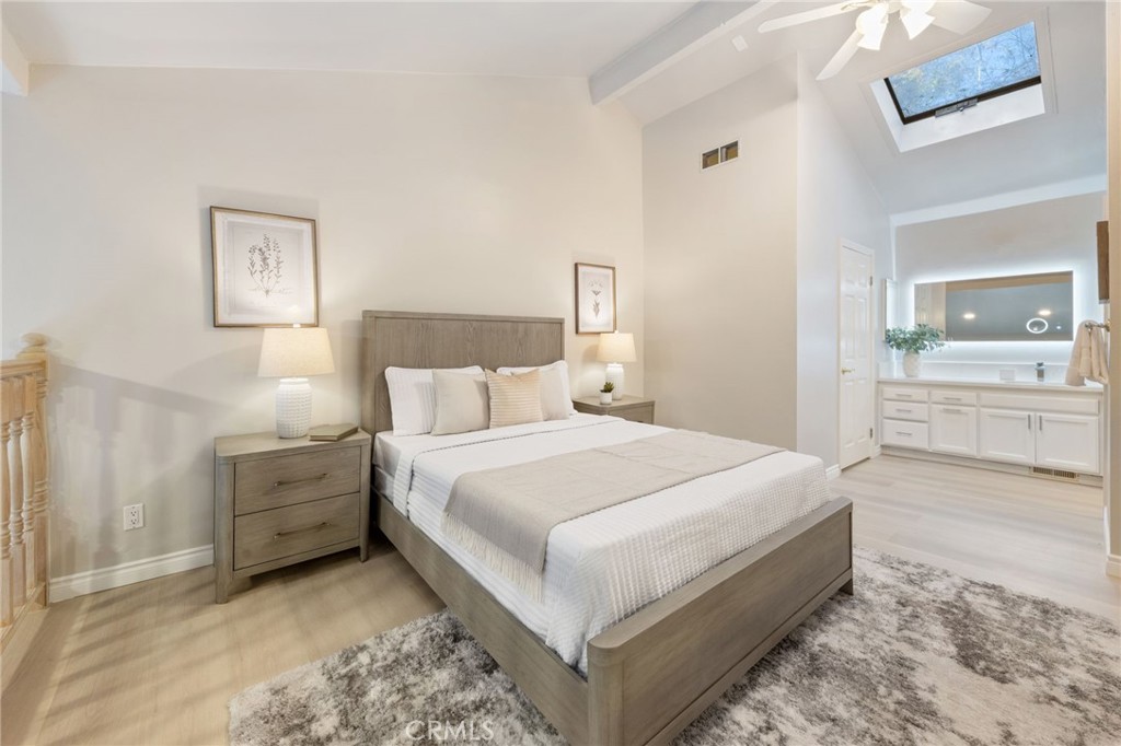 99f792fd Cd8b 425f A7e6 A5196aa17558