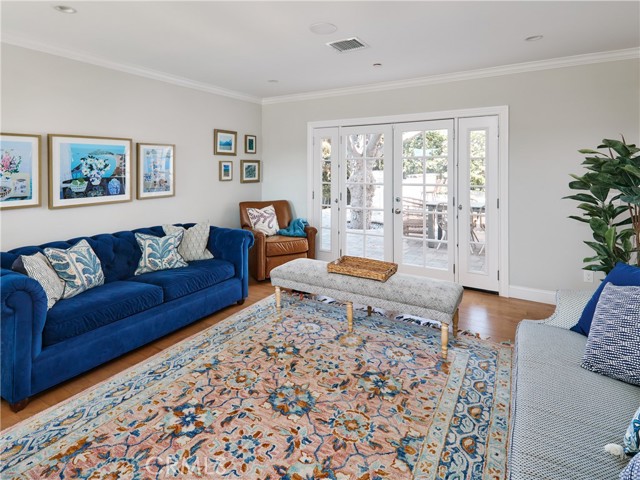 Detail Gallery Image 13 of 43 For 6443 W 81st St, Los Angeles,  CA 90045 - 4 Beds | 4 Baths