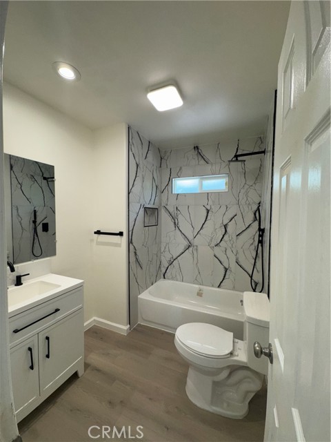 Detail Gallery Image 10 of 13 For 1624 York Dr, Vista,  CA 92084 - 3 Beds | 2 Baths